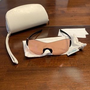 Oakley Miss Conduct Sunglasses